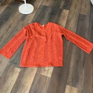 Easel Women's V-Neck Sweater in Orange